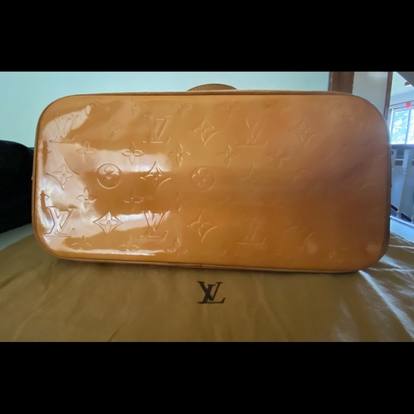 Vernis LV - Picture 3 of 14